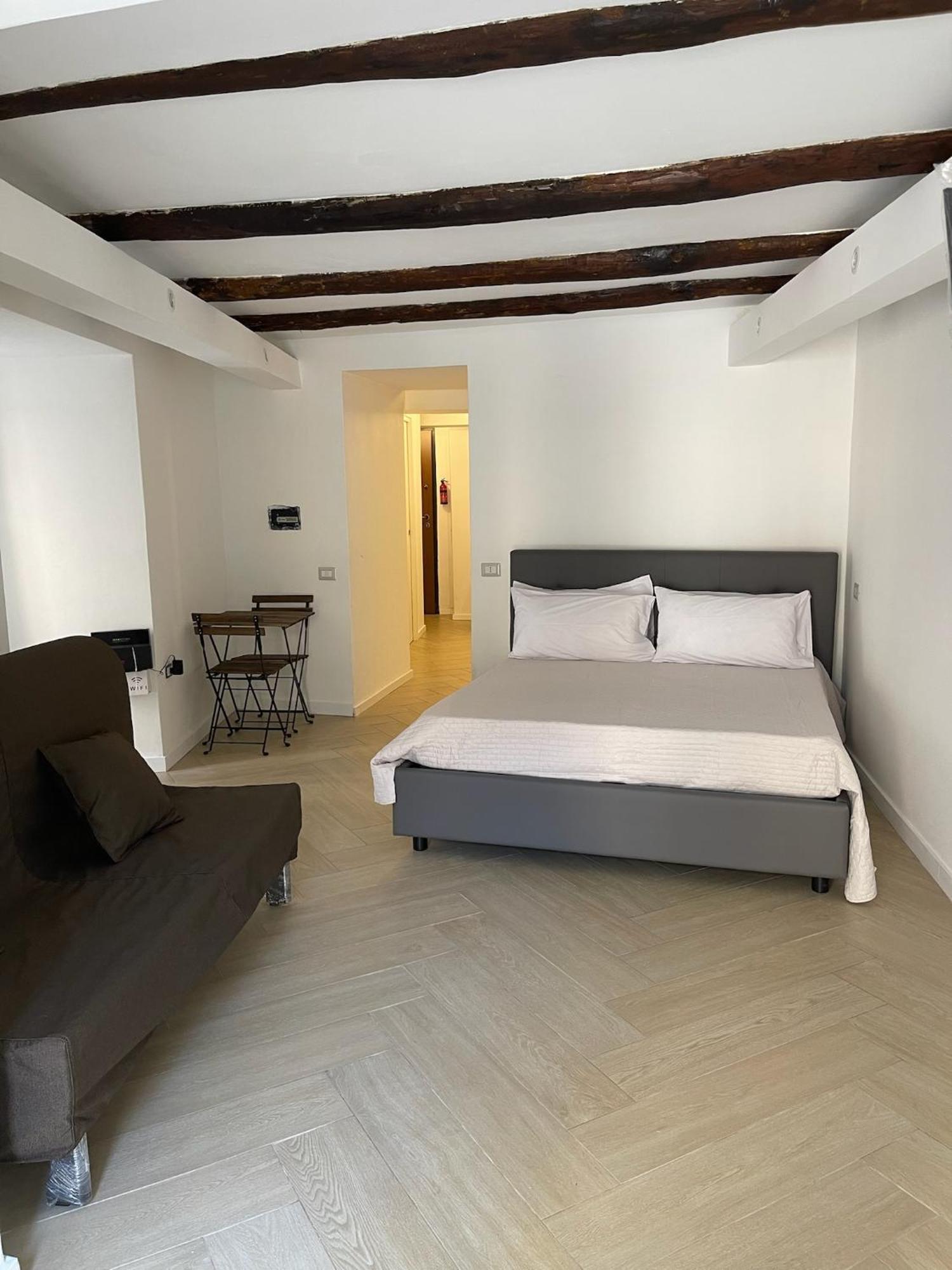 Casa Nina - Egiziaca Apartment Luxury Napels Buitenkant foto